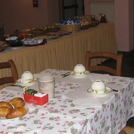 Otel Plinia 3*