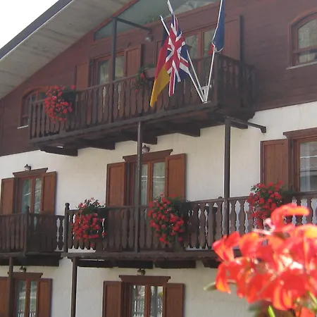 Otel Plinia 3*