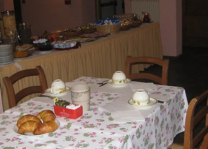 Otel Plinia 3*