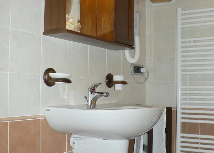 Otel Plinia 3*