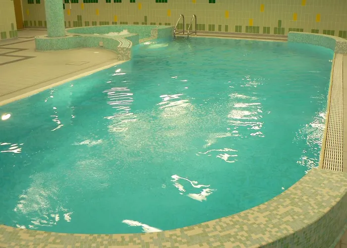 Otel Plinia 3*